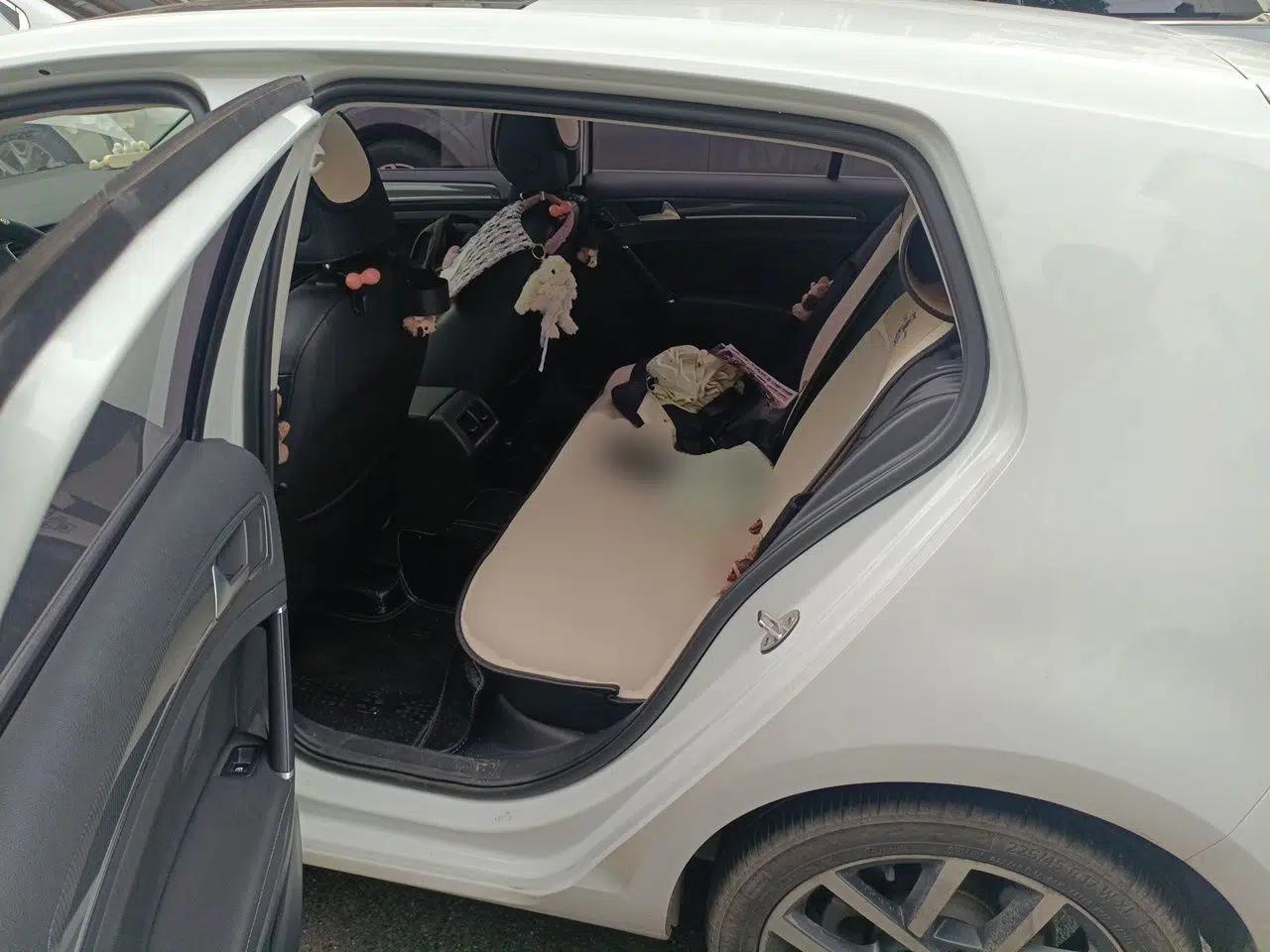 Volkswagen Golf 2018 230TSI Automatic Luxury Version — миниатюра 17