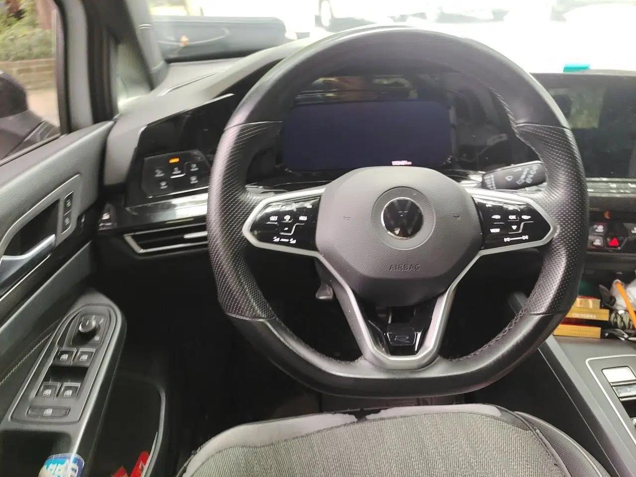 Volkswagen Golf 2021 280TSI DSG R-Line — миниатюра 9