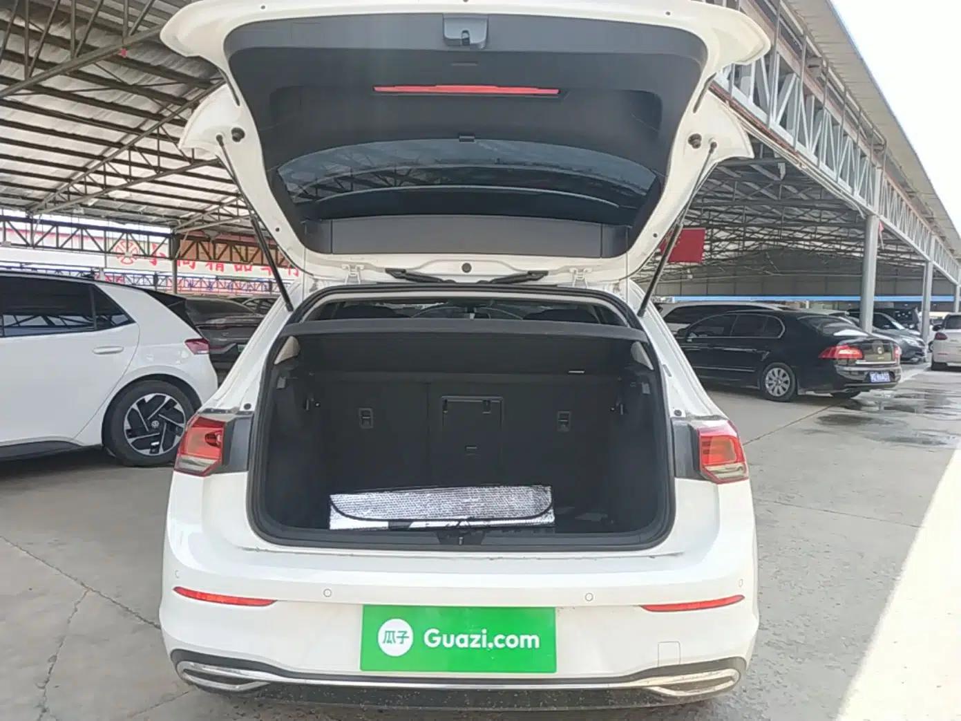 Volkswagen Golf 2024 280TSI DSG Pro Expert Edition — миниатюра 29