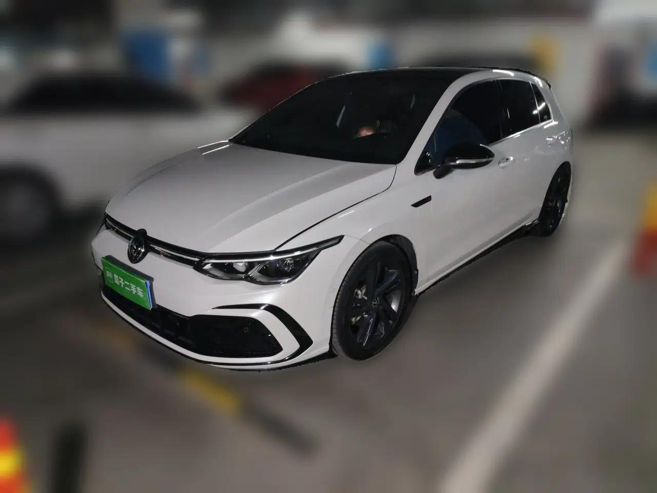 Volkswagen Golf 2023 Facelift 280TSI DSG R-Line — миниатюра 1