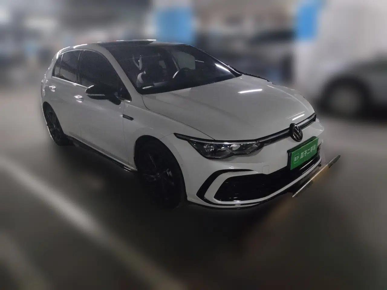 Volkswagen Golf 2023 Facelift 280TSI DSG R-Line — миниатюра 3