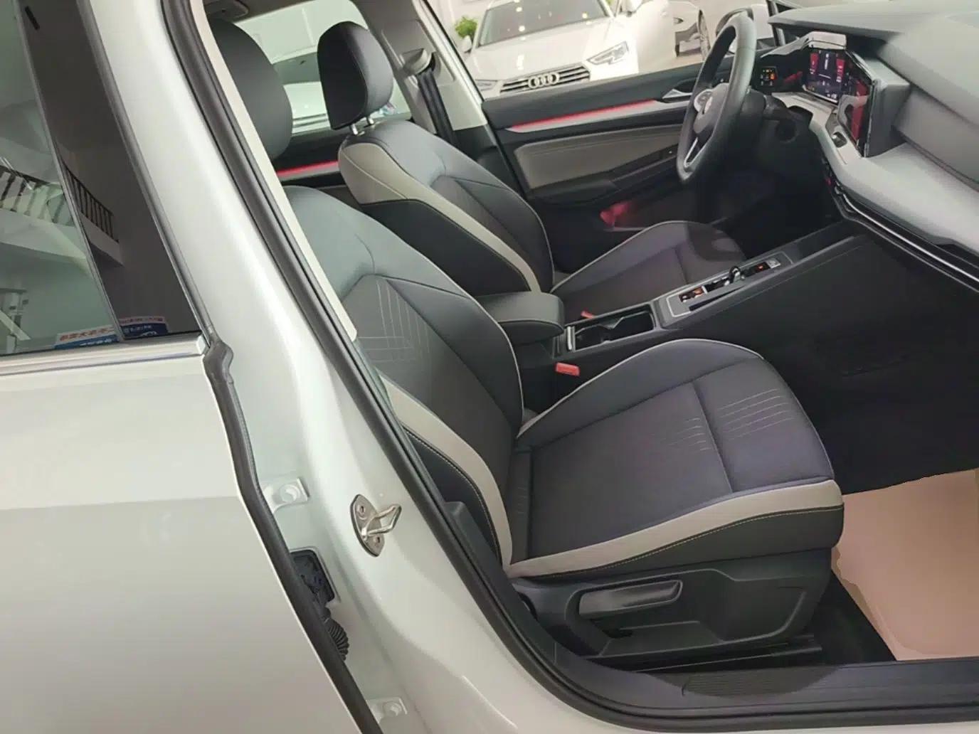 Volkswagen Golf 2023 Facelift 280TSI DSG Pro — миниатюра 19