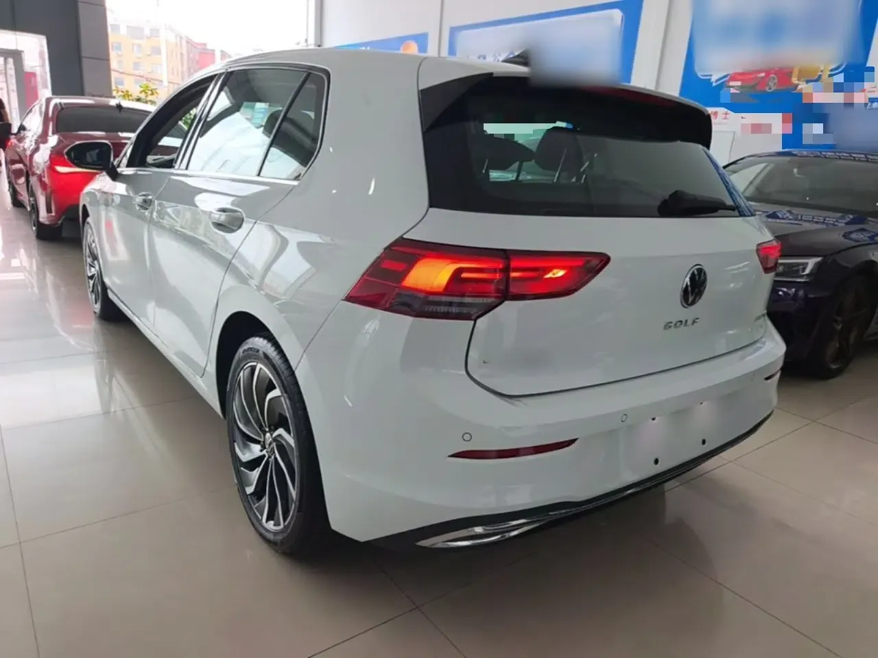 Volkswagen Golf 2023 Facelift 280TSI DSG Pro — миниатюра 4