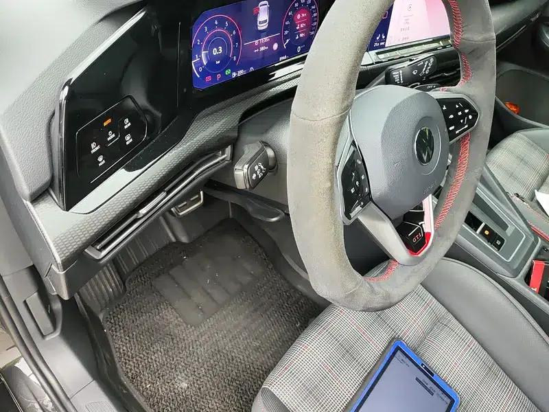 2023 Golf GTI 380TSI DSG GTI — миниатюра 13