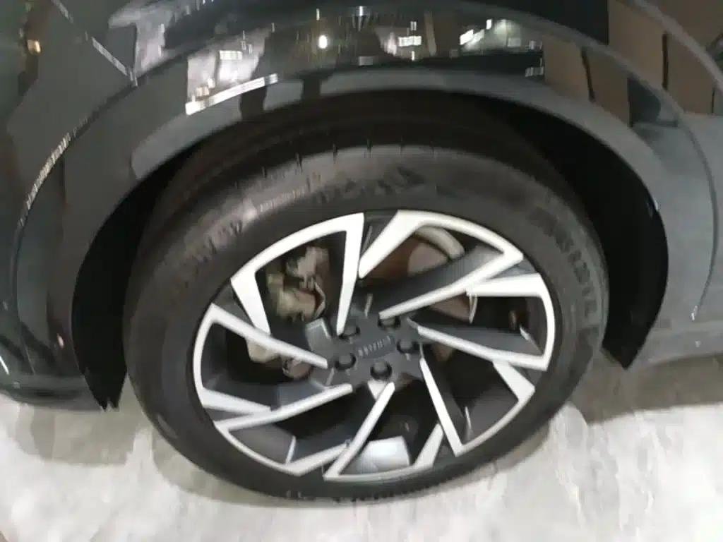 Lynk & Co 09 2021 2.0T Halo 6-seater — миниатюра 23
