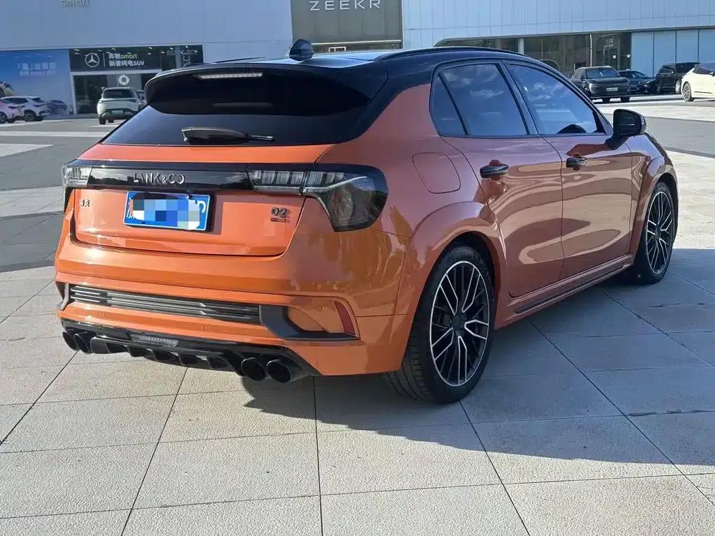 Lynk & Co 02 Hatchback 2021 2.0TD Halo — миниатюра 5