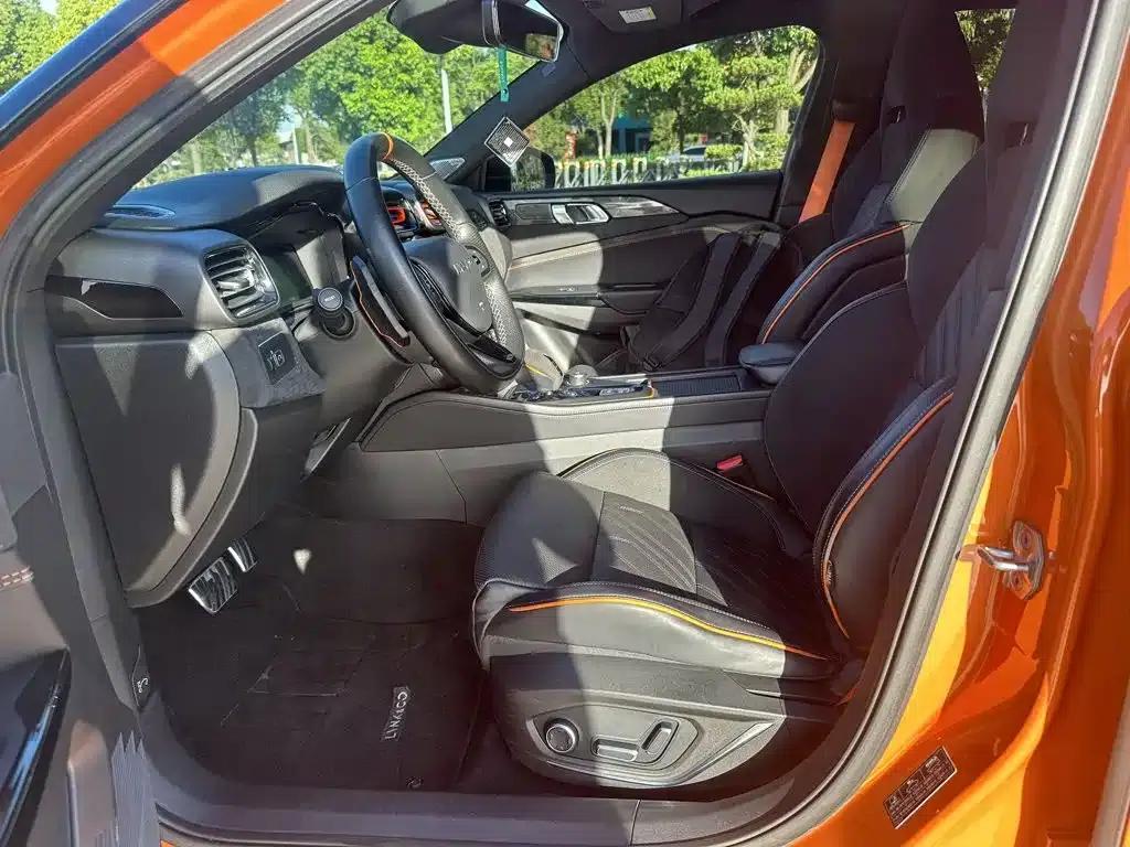 Lynk & Co 02 Hatchback 2021 2.0TD Halo — миниатюра 6