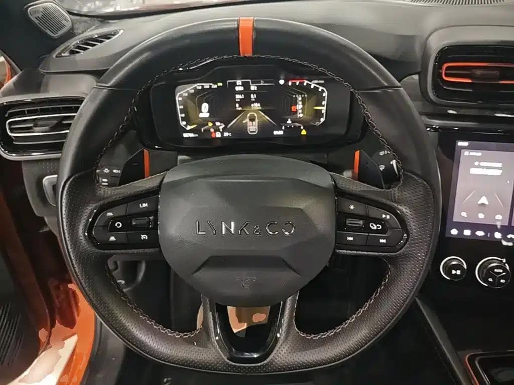 Lynk & Co 02 Hatchback 2021 2.0TD Halo — миниатюра 11