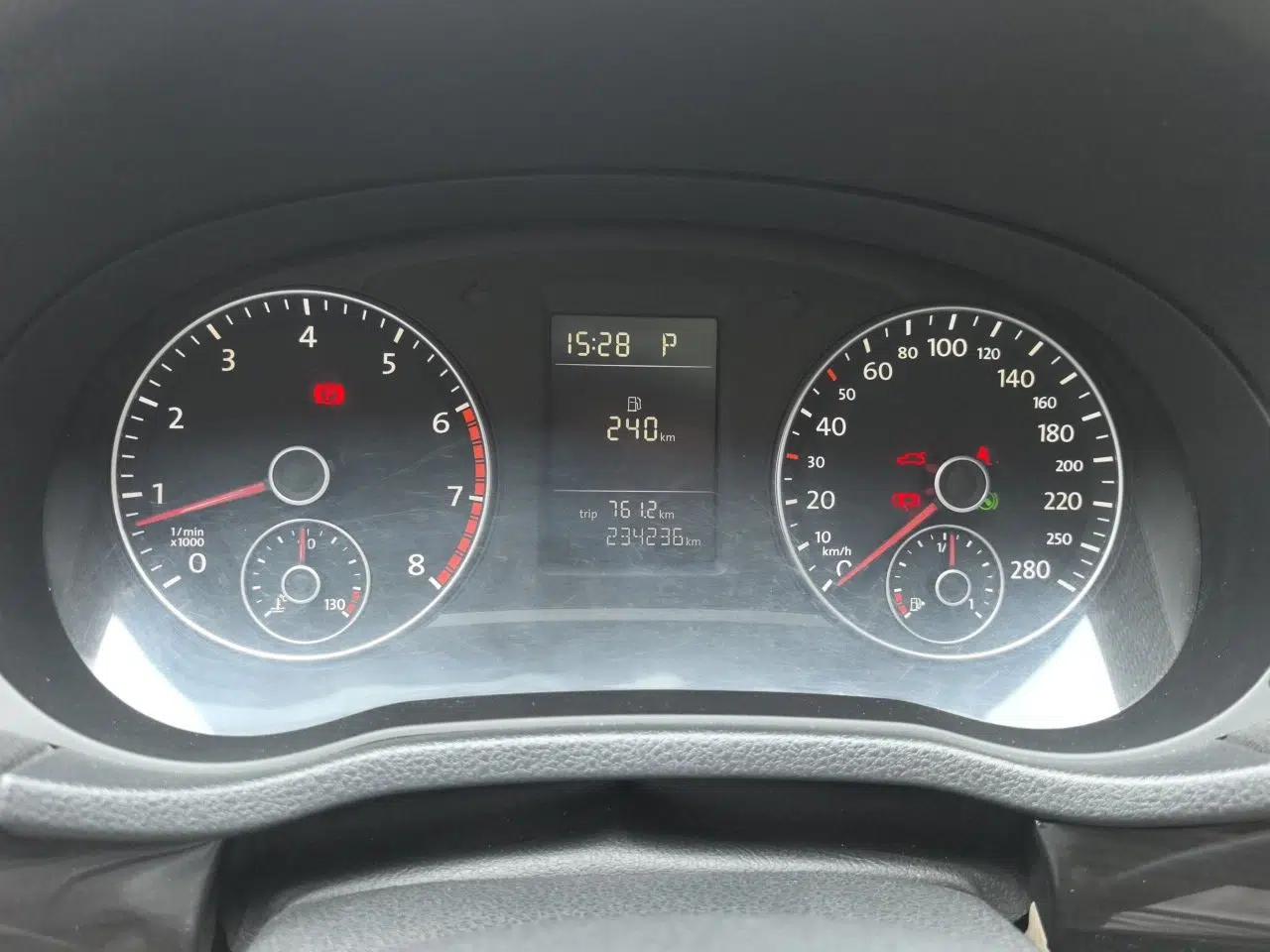 Volkswagen Passat 2011 1.8 TSI DSG Prestige Edition — миниатюра 11