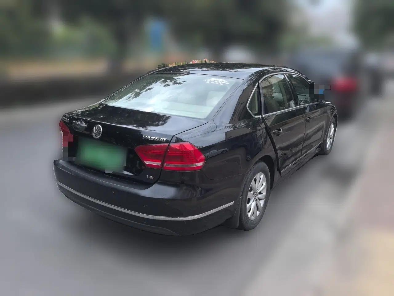 Volkswagen Passat 2011 1.8 TSI DSG Prestige Edition — миниатюра 6