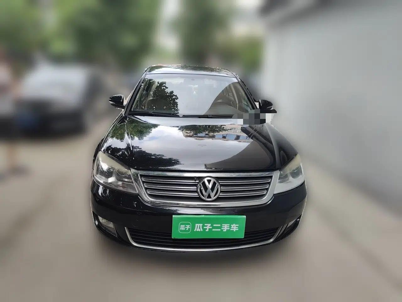 Volkswagen Passat 2009 2.0L MFI Automatic Luxury Edition — миниатюра 2