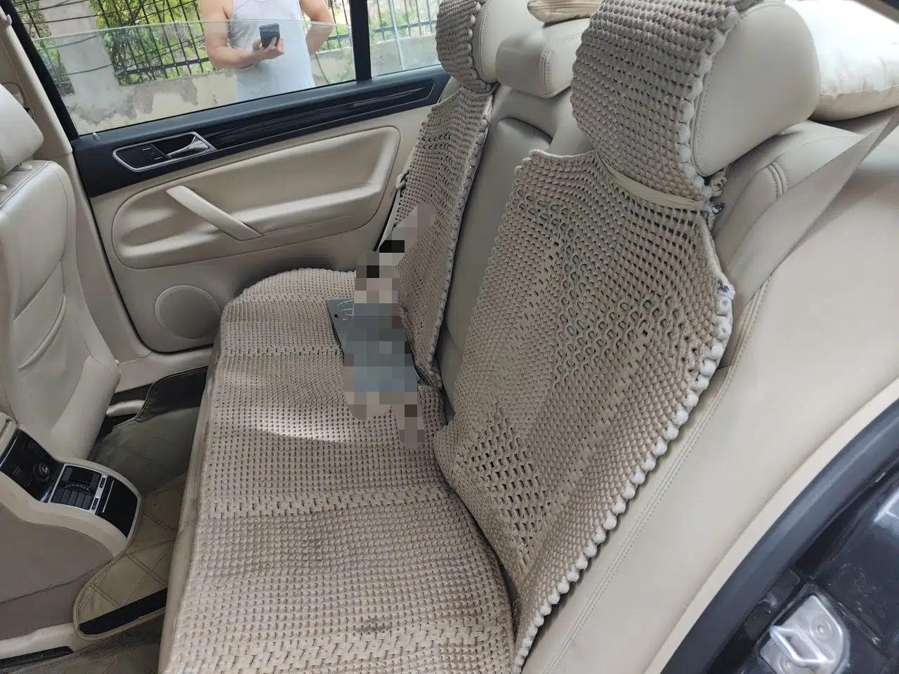 Volkswagen Passat 2009 2.0L MFI Automatic Luxury Edition — миниатюра 17