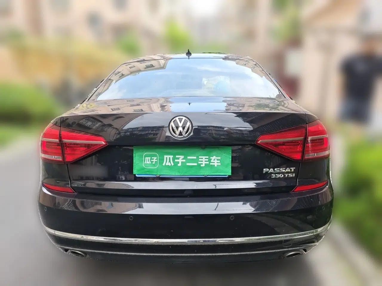 Volkswagen Passat 2017 330TSI DSG Luxury Edition — миниатюра 5
