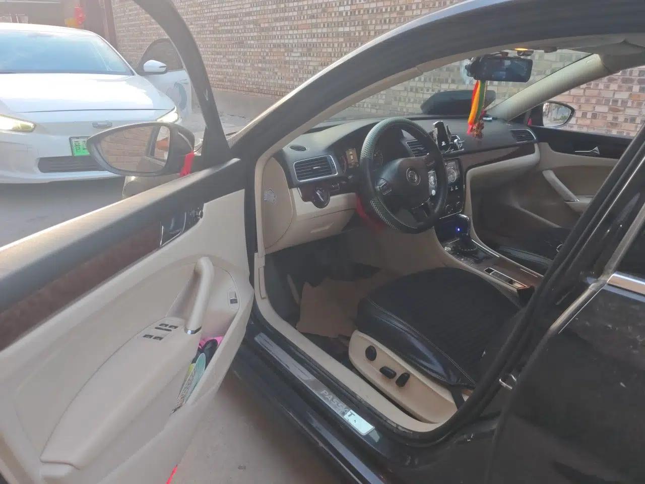 Volkswagen Passat 2011 2.0 TSI DSG Premium Edition — миниатюра 16