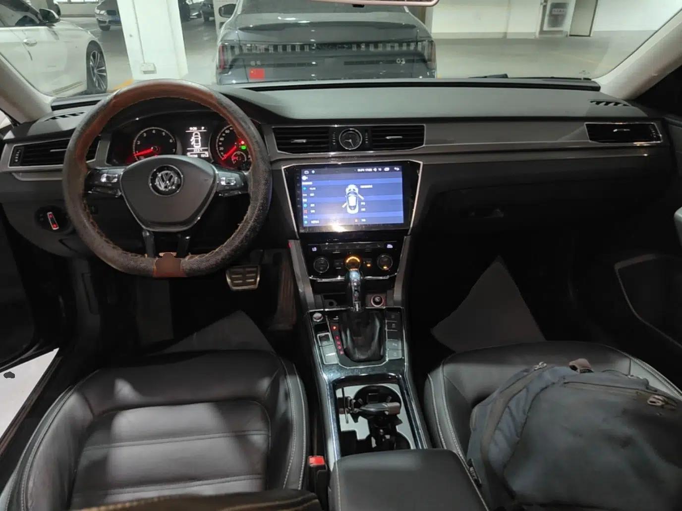 Volkswagen Passat 2017 330TSI DSG Luxury Edition — миниатюра 17