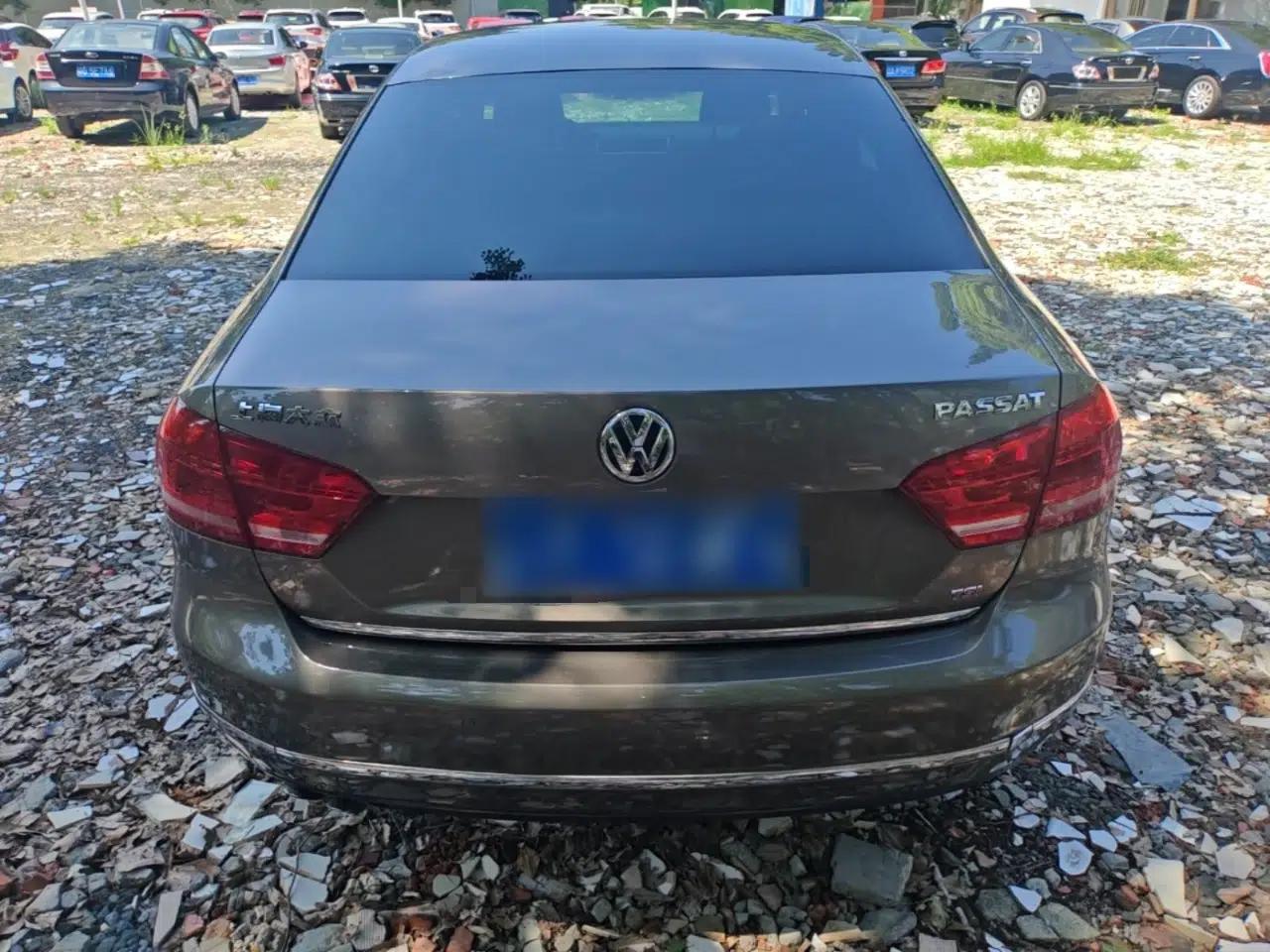 Volkswagen Passat 2013 2.0 TSI DSG Prestige Edition — миниатюра 5
