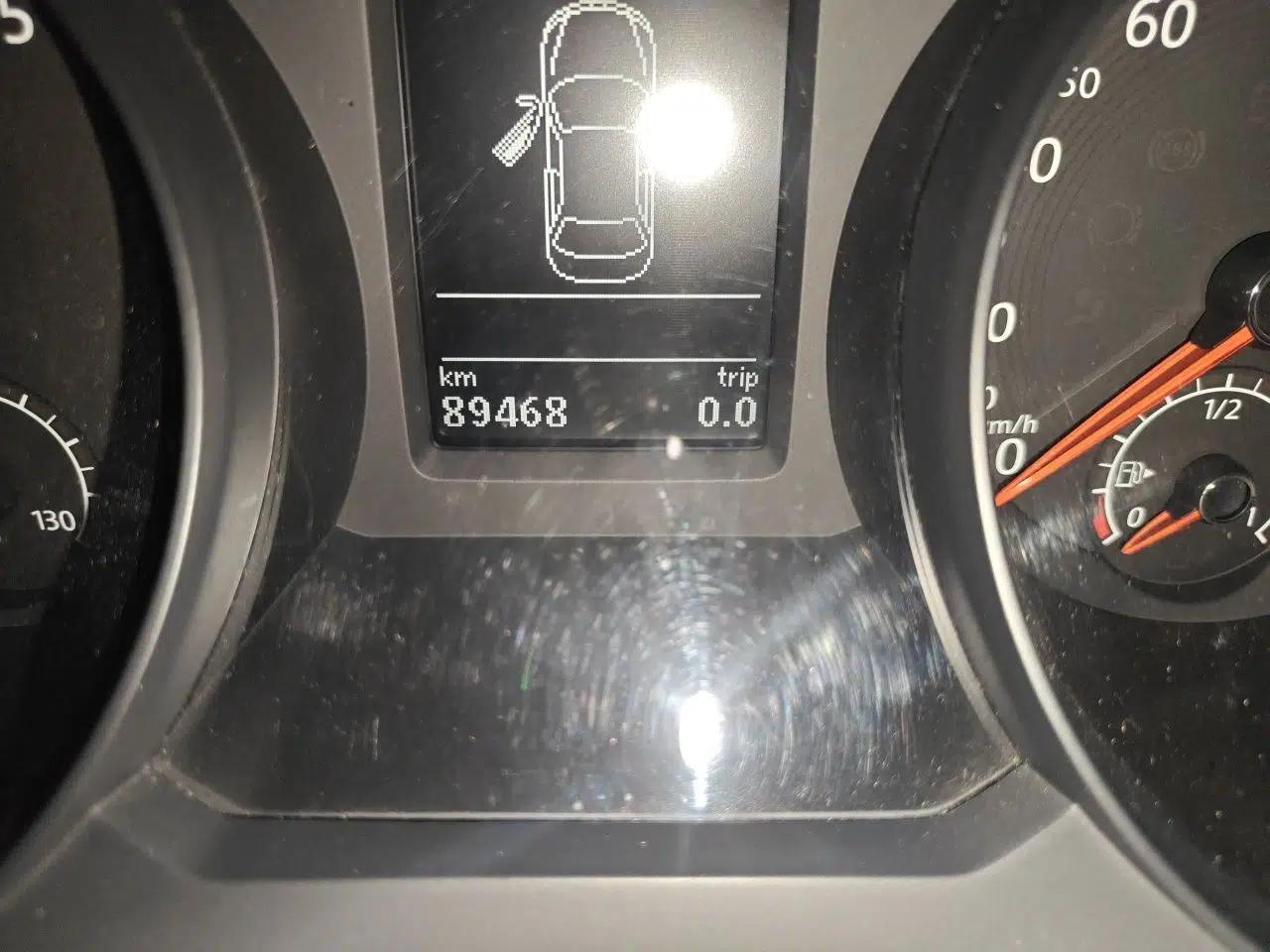 Volkswagen Passat 2016 330TSI DSG Luxury Edition — миниатюра 12