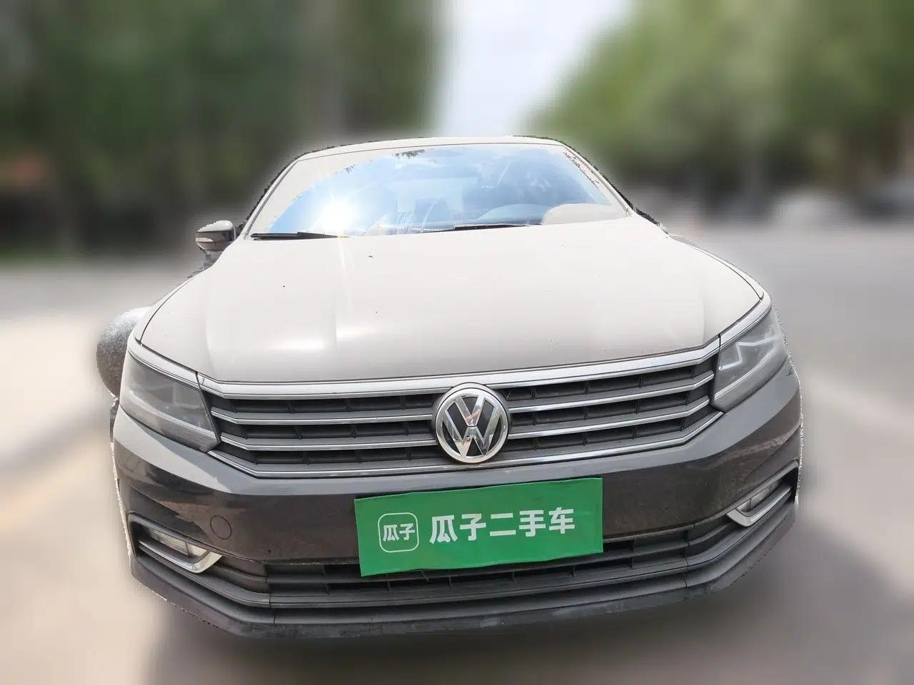 Volkswagen Passat 2017 280TSI DSG Luxury Edition — миниатюра 2