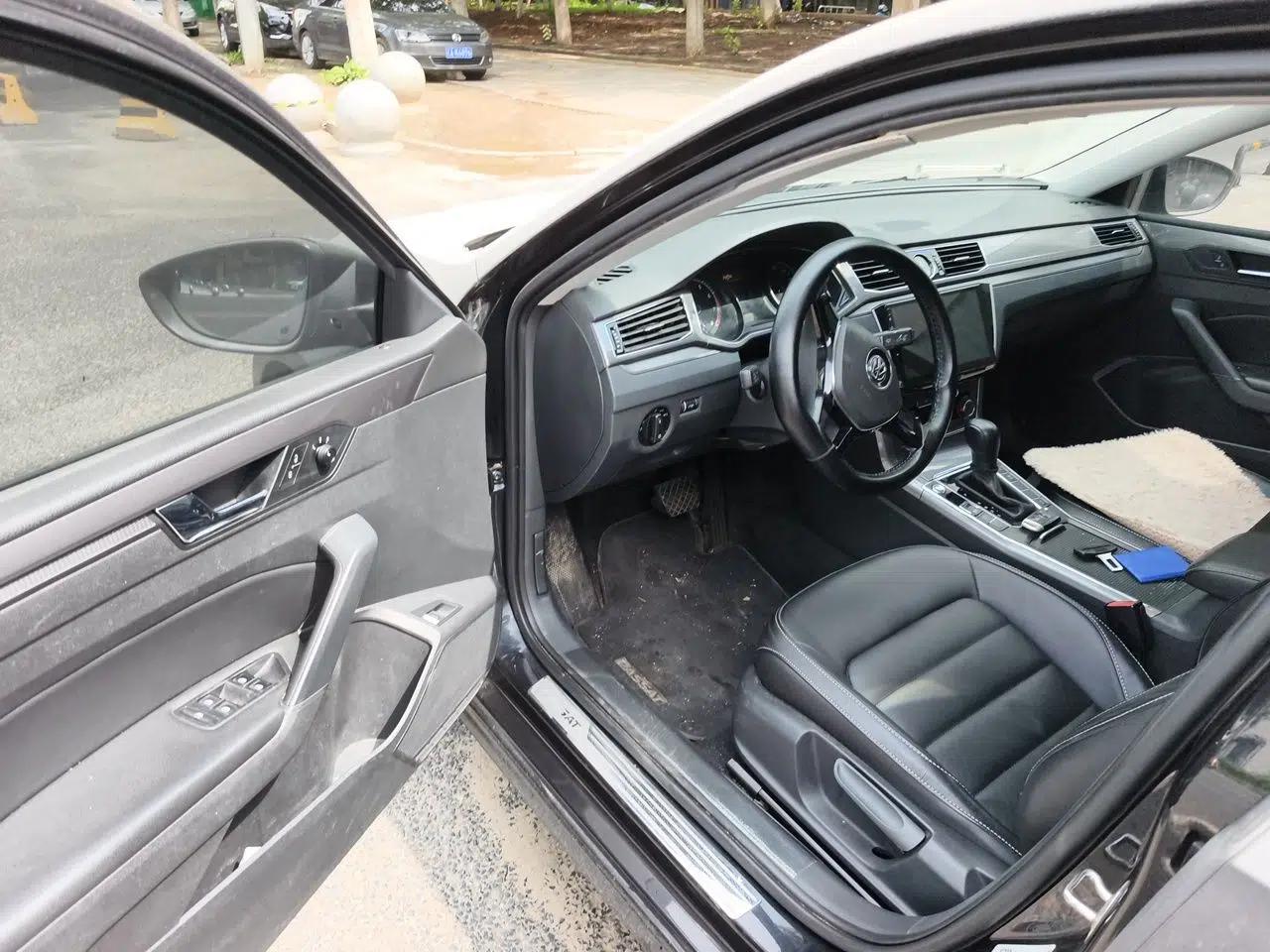 Volkswagen Passat 2017 280TSI DSG Luxury Edition — миниатюра 16