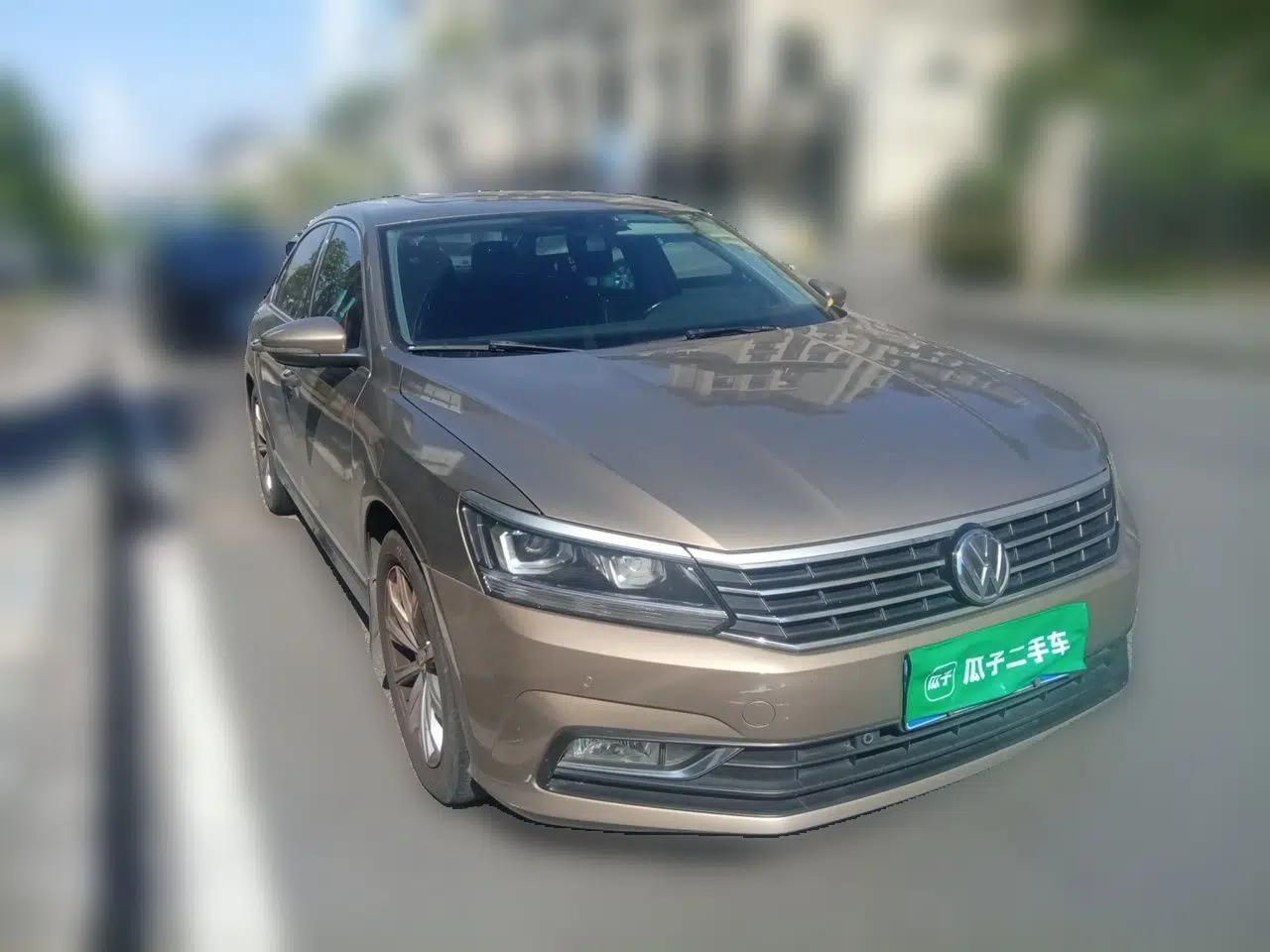 Volkswagen Passat 2017 280TSI DSG Luxury Edition — миниатюра 3