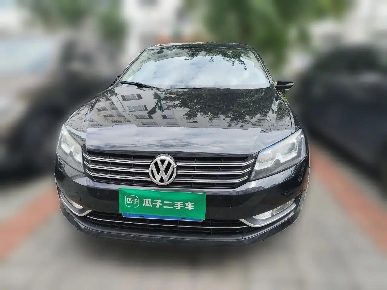 Volkswagen Passat 2011 2.0 TSI DSG Premium Edition — миниатюра 2