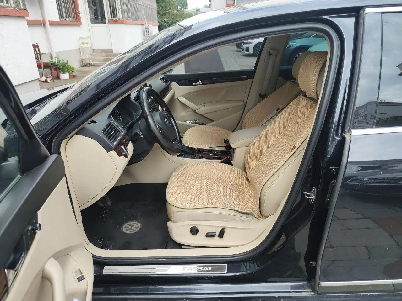 Volkswagen Passat 2011 2.0 TSI DSG Premium Edition — миниатюра 15
