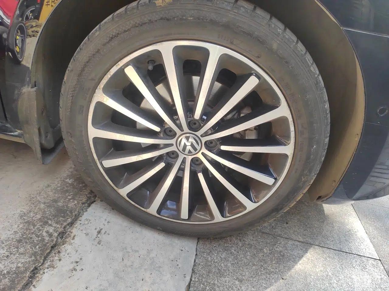 Volkswagen Passat 2011 2.0 TSI DSG Ultimate Edition — миниатюра 8
