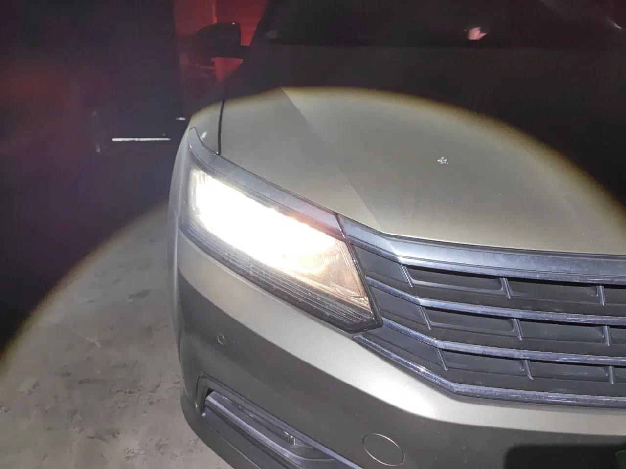 Volkswagen Passat 2017 330TSI DSG Luxury Edition — миниатюра 7