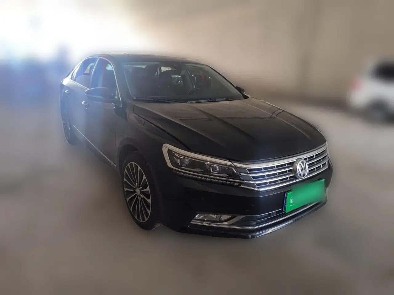 Volkswagen Passat 2016 330TSI DSG Prestige Edition — миниатюра 3