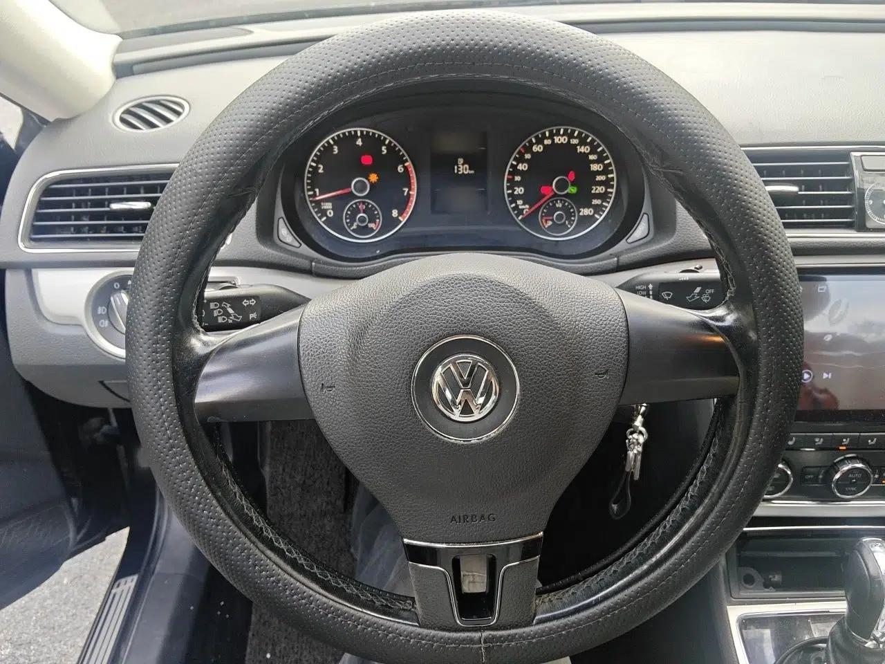 Volkswagen Passat 2014 1.8TSI DSG Prestige Edition — миниатюра 10