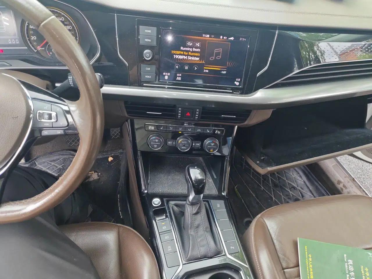 Volkswagen Passat 2019 330TSI Elite Edition China VI — миниатюра 13