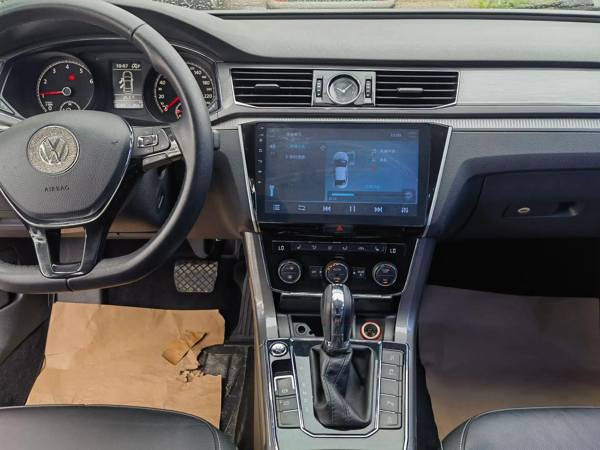 Volkswagen Passat 2017 330TSI DSG Luxury Edition — миниатюра 10