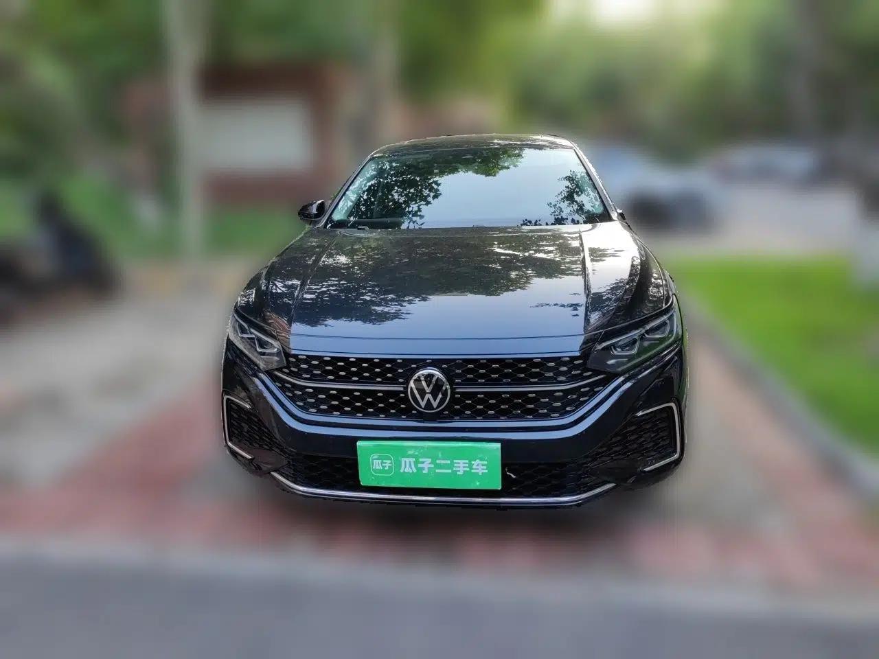 Volkswagen Passat 2022 330TSI Starry Luxury Edition — миниатюра 2