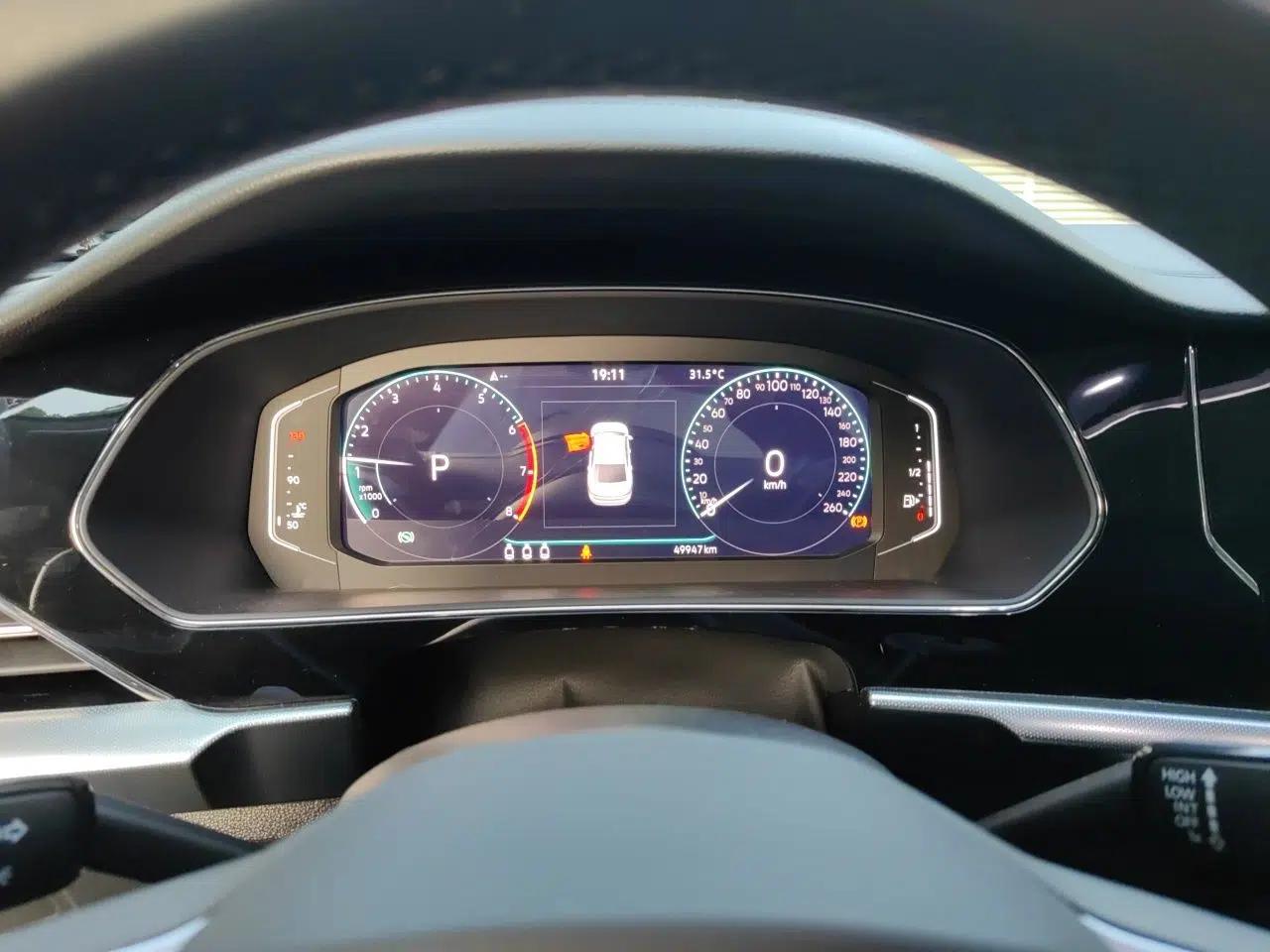 Volkswagen Passat 2022 330TSI Starry Luxury Edition — миниатюра 11