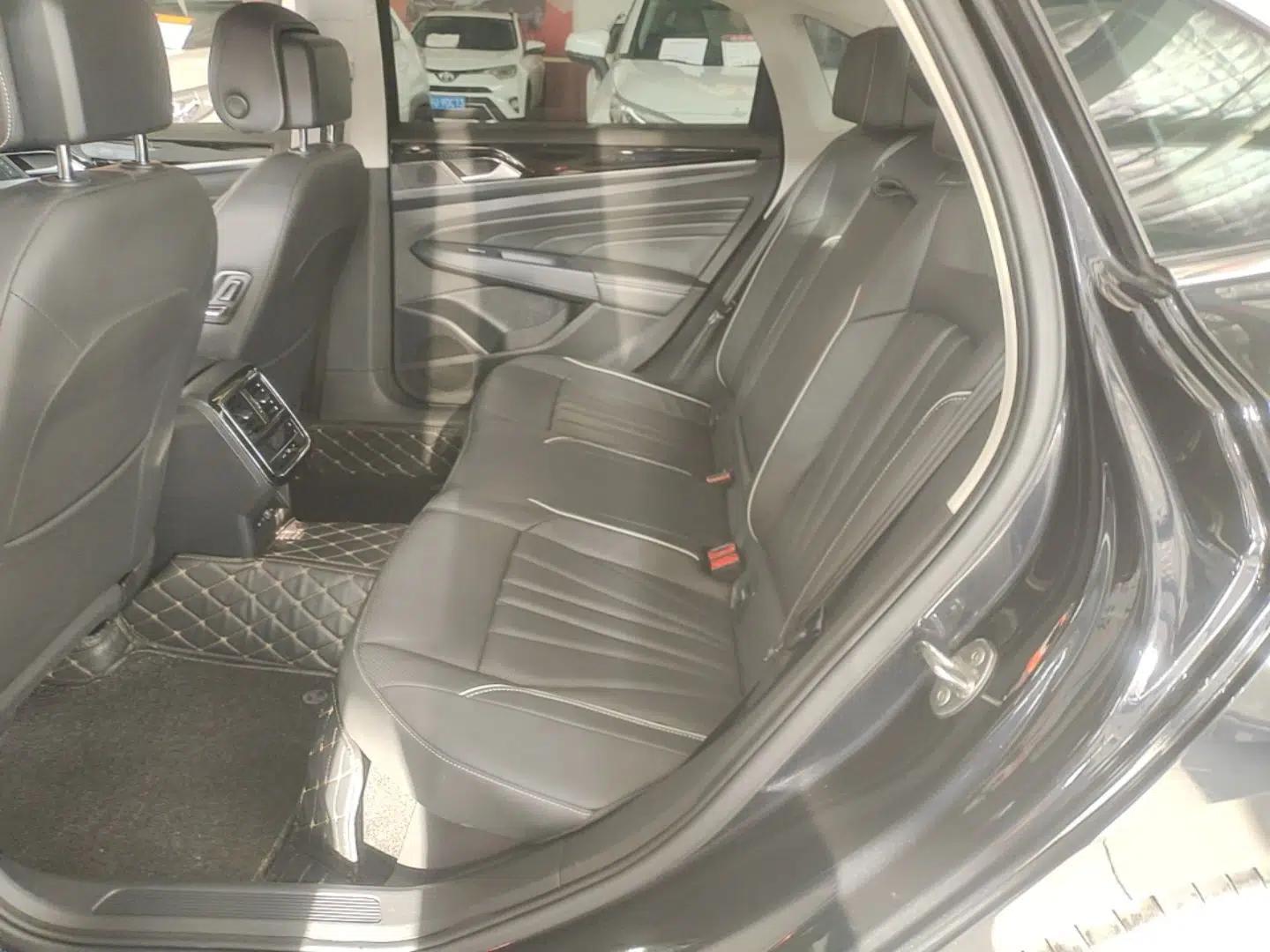 Volkswagen Passat 2024 330TSI Elite Edition — миниатюра 20