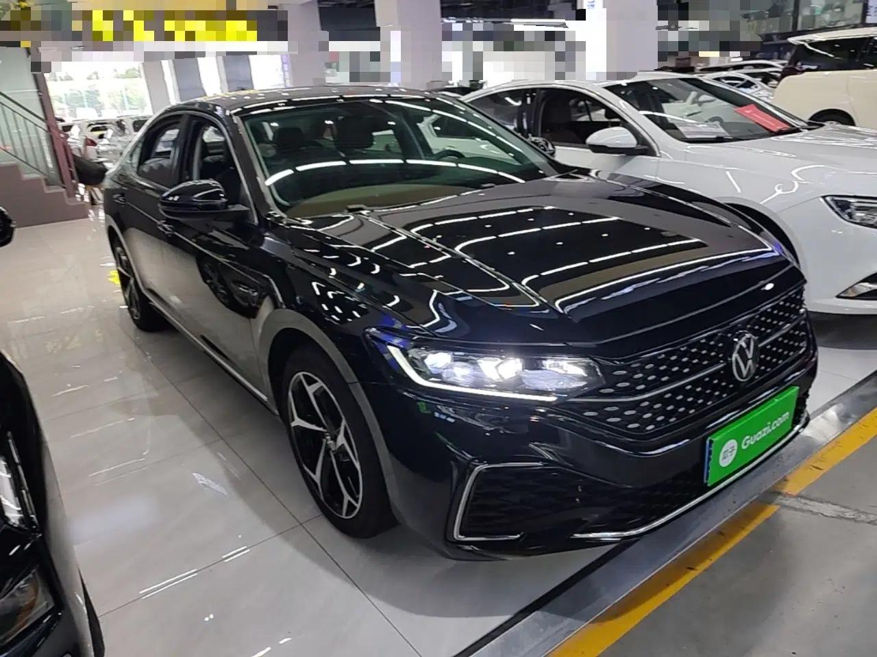 Volkswagen Passat 2023 Revised 330TSI Starry Elite Edition — миниатюра 3