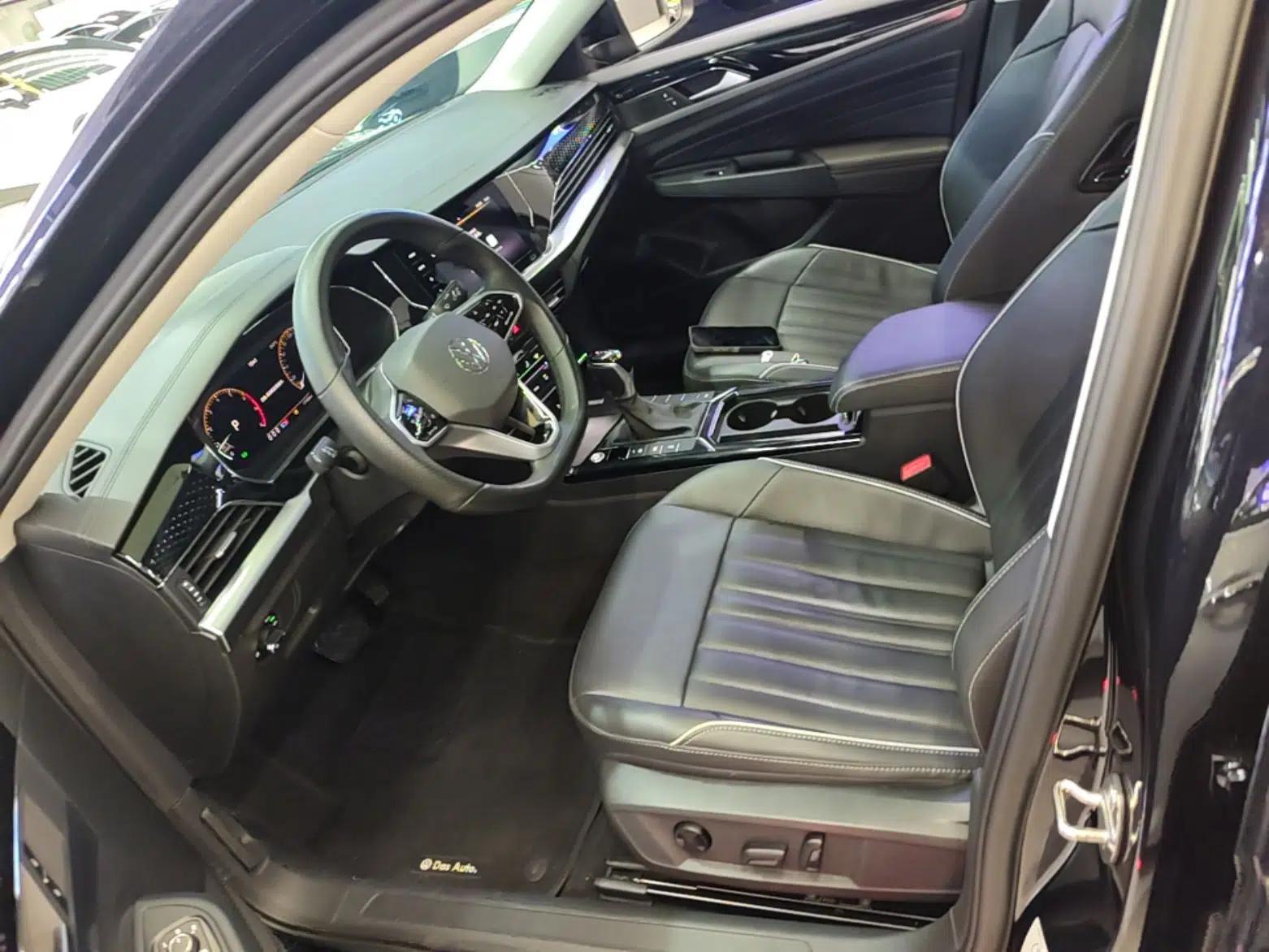 Volkswagen Passat 2023 Revised 330TSI Starry Elite Edition — миниатюра 22