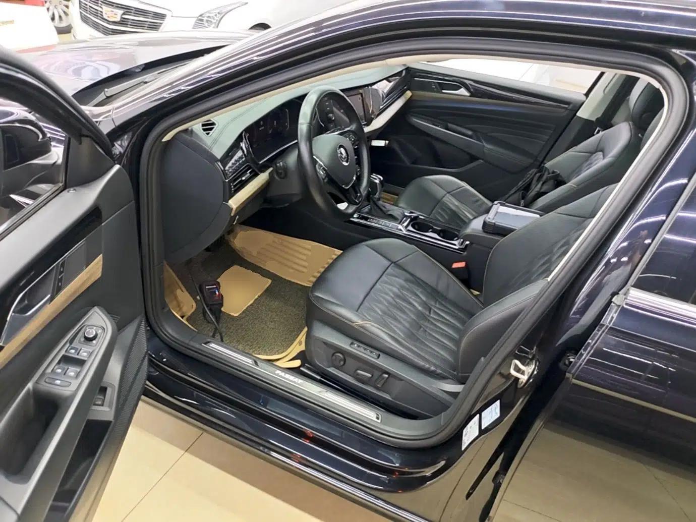 Volkswagen Passat 2019 330TSI Luxury Edition China VI Standard — миниатюра 18