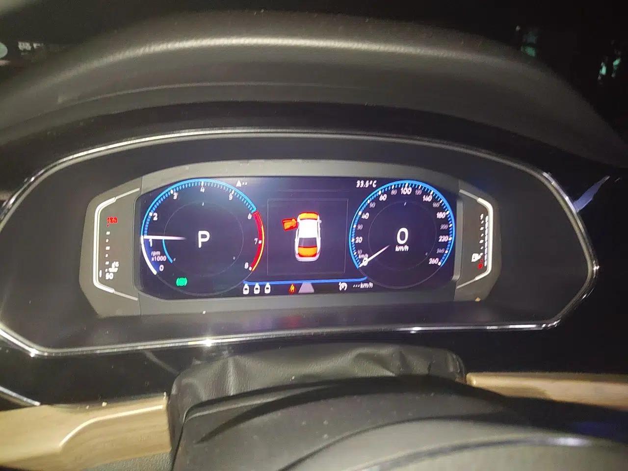 Volkswagen Passat 2019 330TSI Luxury Edition China VI Standard — миниатюра 11