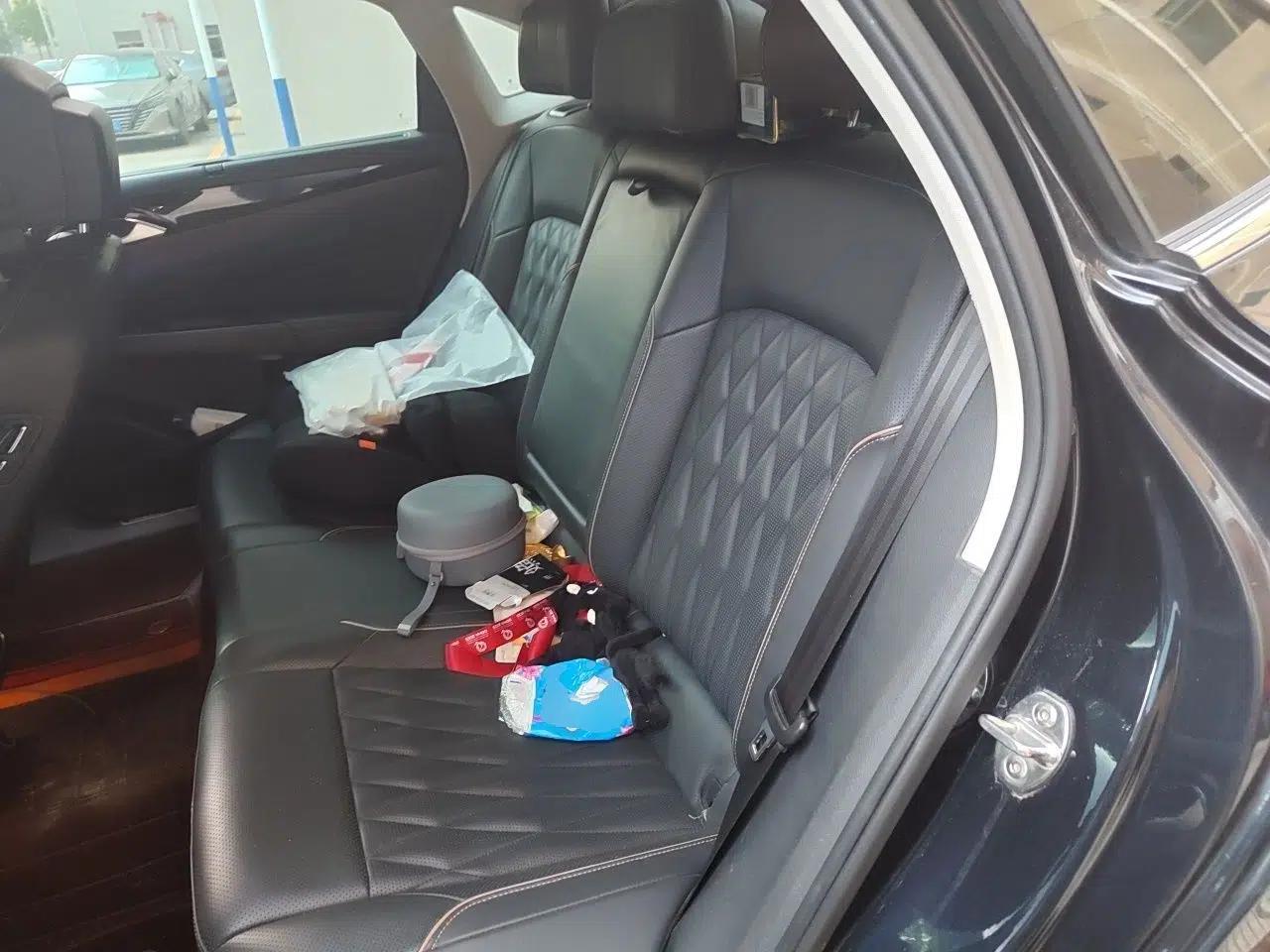 Volkswagen Passat 2019 330TSI Luxury Edition China VI Standard — миниатюра 17