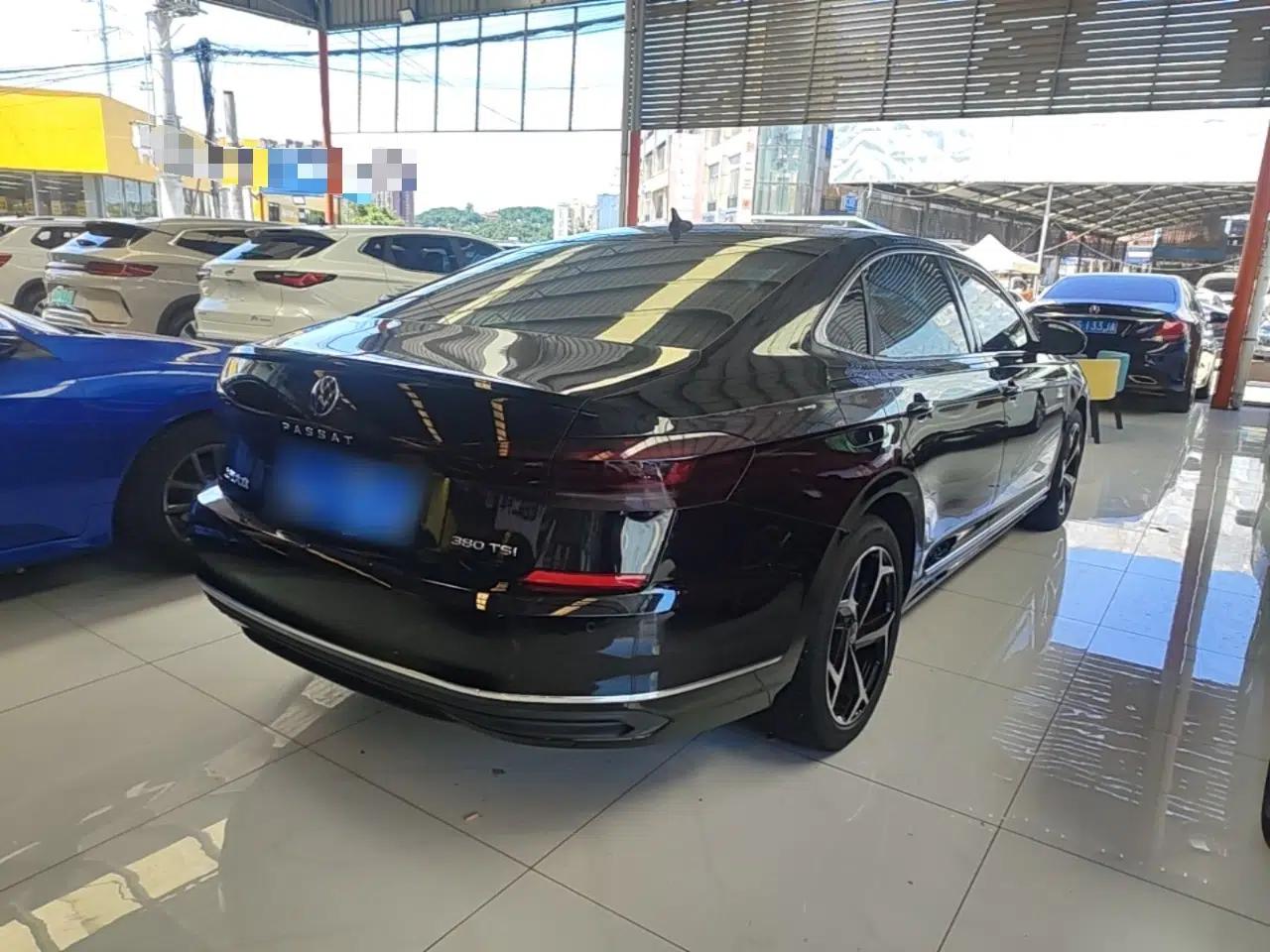 Volkswagen Passat 2025 Outstanding Model 330TSI Starry Elite Edition — миниатюра 6