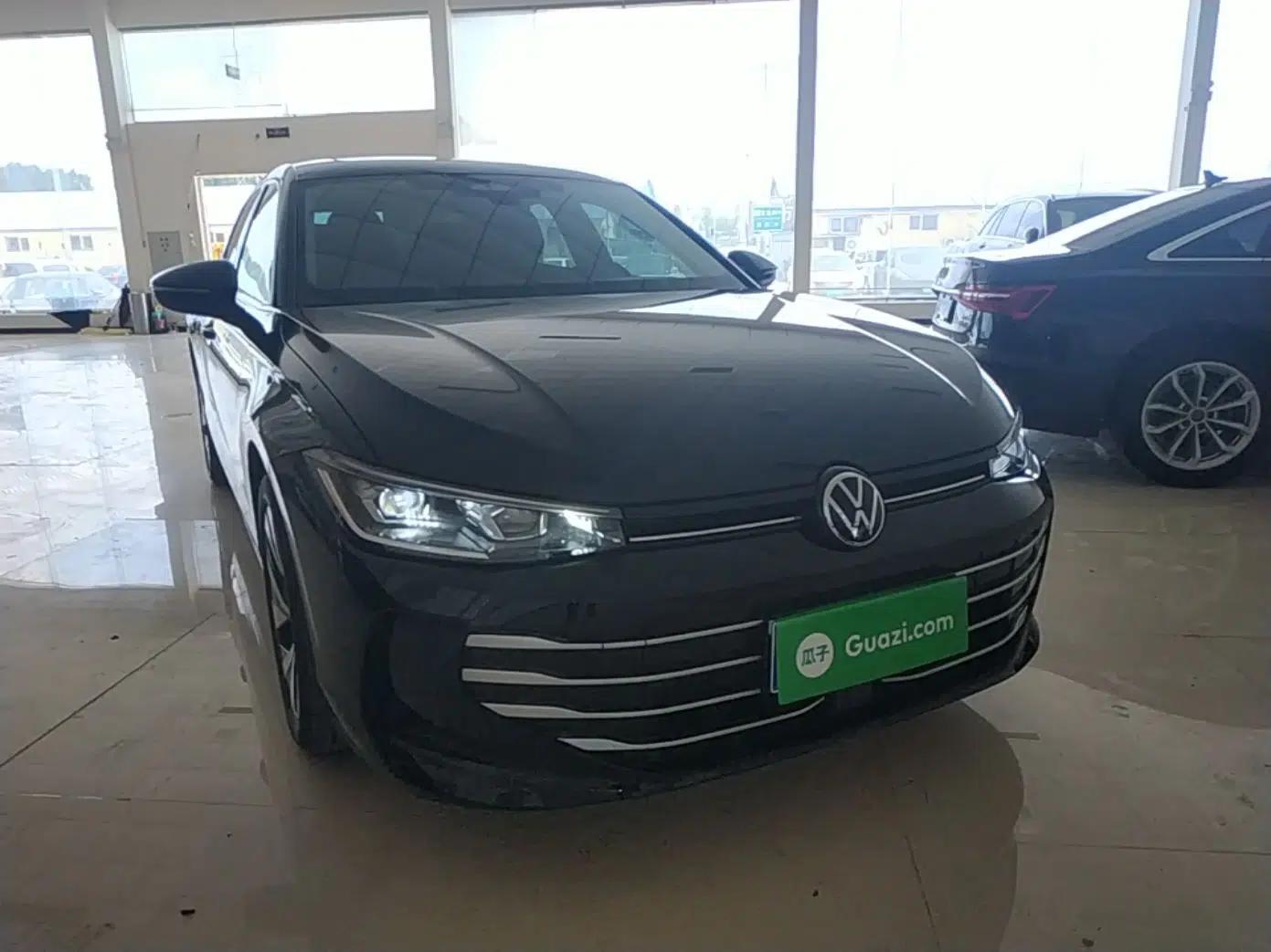 Volkswagen Passat 2025 Pro 380TSI Dragon Glory Edition — миниатюра 3