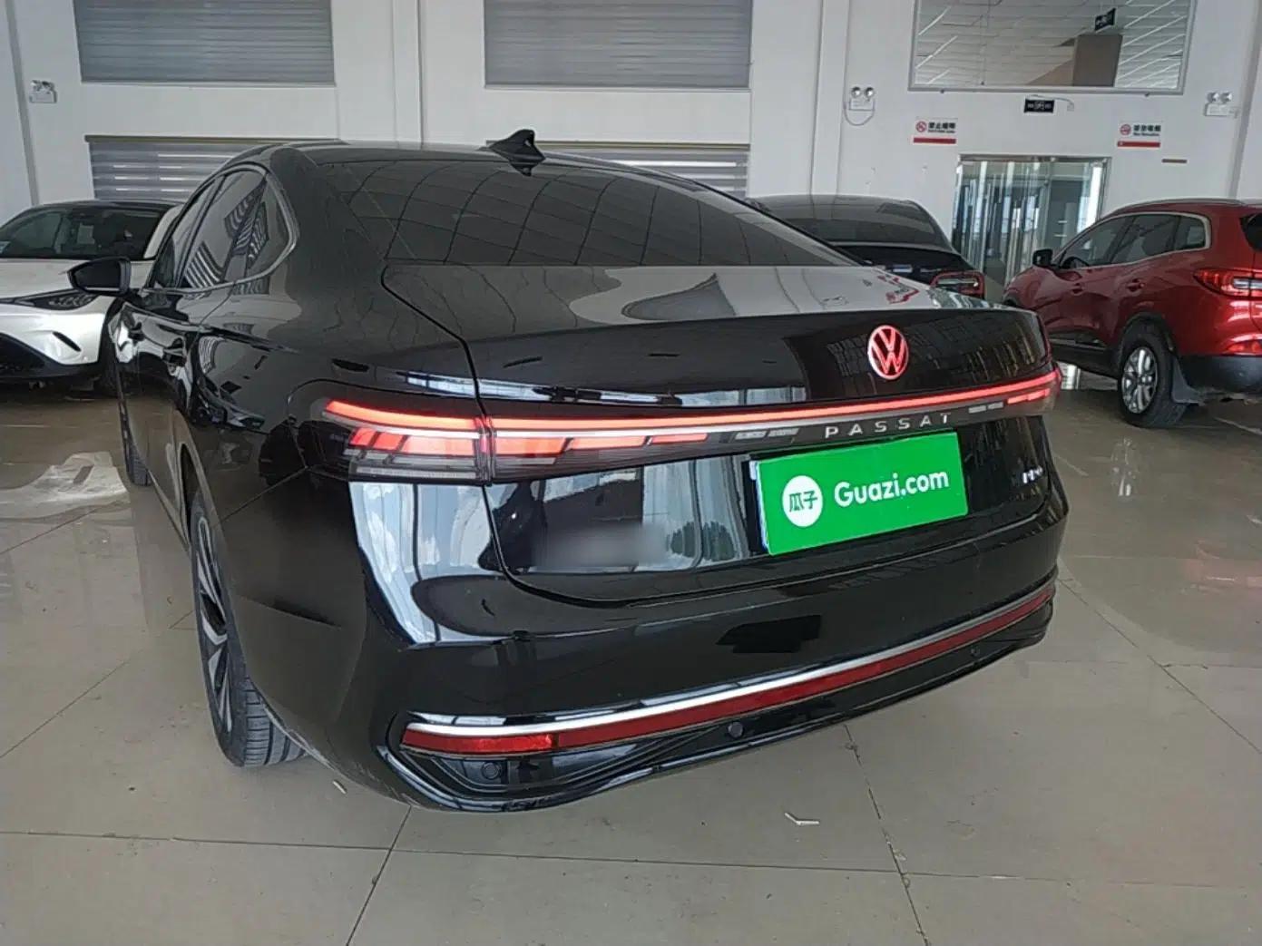 Volkswagen Passat 2025 Pro 380TSI Dragon Glory Edition — миниатюра 4