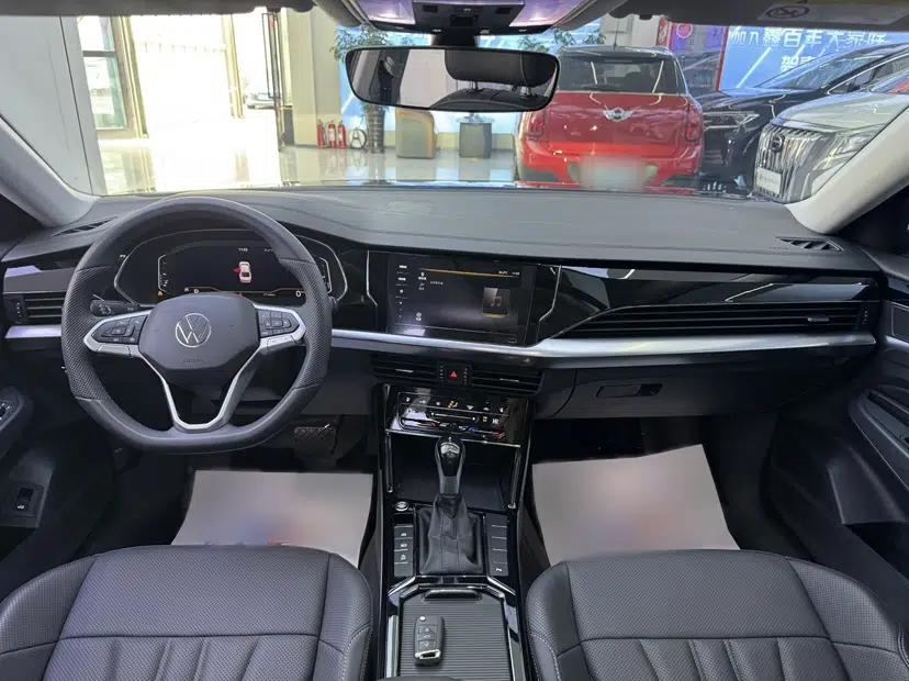 Volkswagen Passat 2025 Outstanding Model 330TSI Starry Elite Edition — миниатюра 8