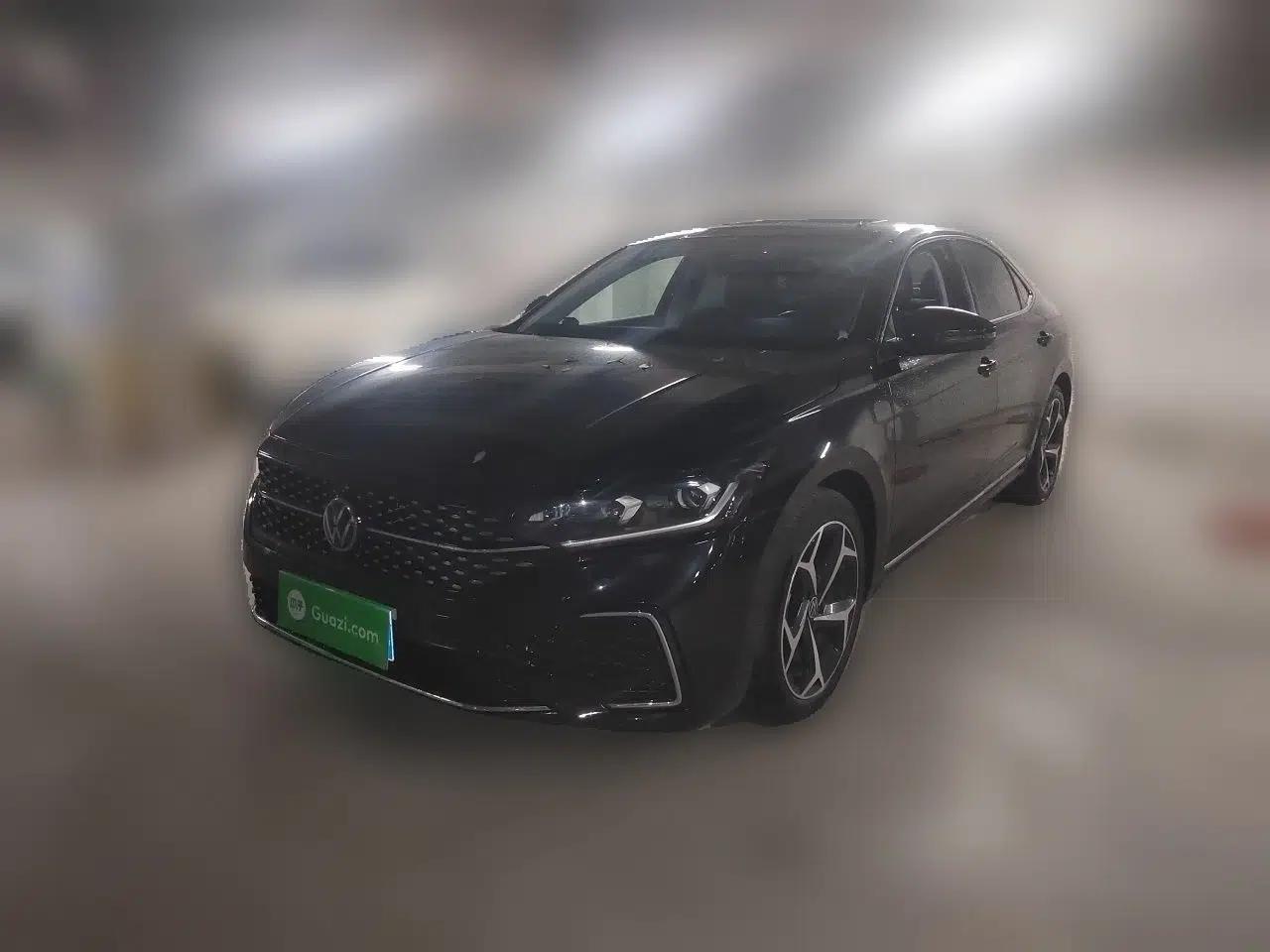 Volkswagen Passat 2024 380TSI Starry Dragon Edition — миниатюра 1