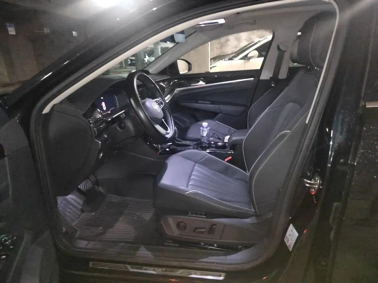 Volkswagen Passat 2024 380TSI Starry Dragon Edition — миниатюра 15