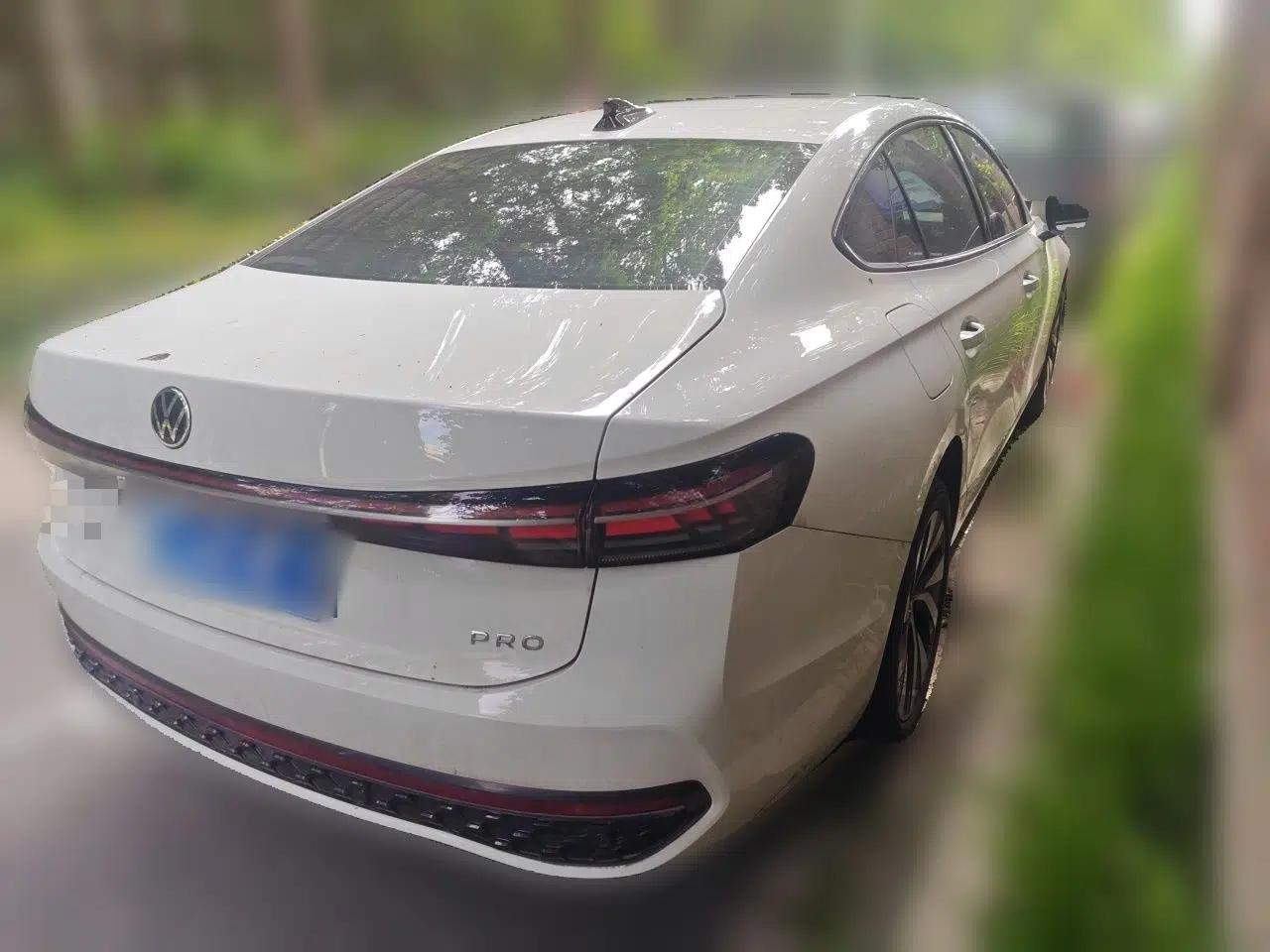 Volkswagen Passat 2025 Pro 380TSI Starry Dragon Edition — миниатюра 6