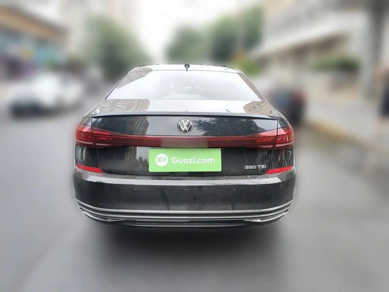 Volkswagen Passat 2024 380TSI Dragon Glory Edition — миниатюра 5