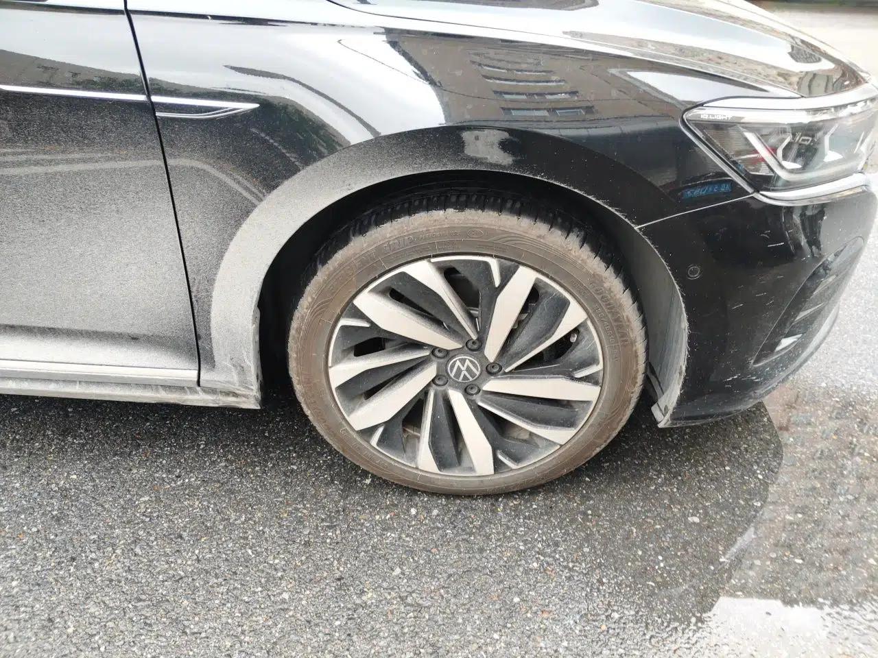 Volkswagen Passat 2024 380TSI Dragon Glory Edition — миниатюра 8