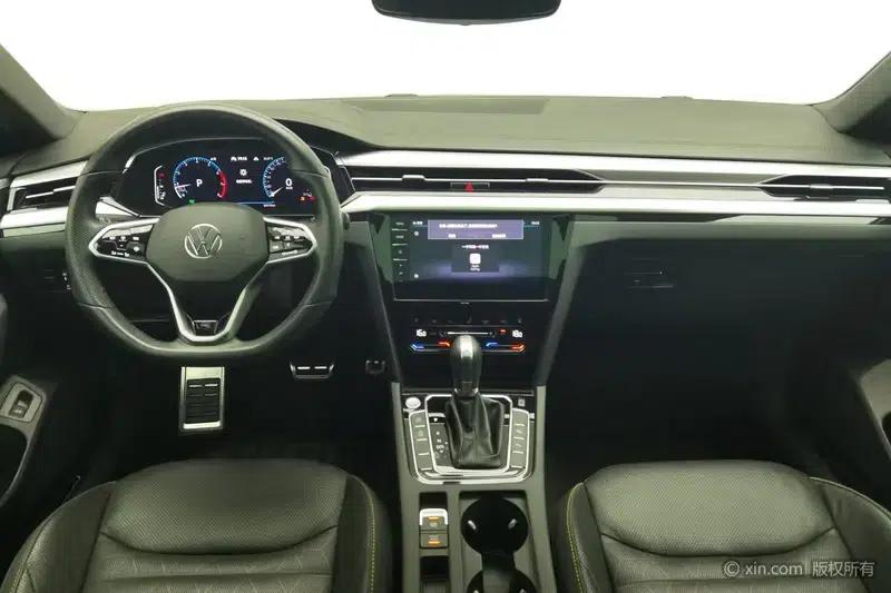 Volkswagen CC 2021 380TSI Striking Edition — миниатюра 12